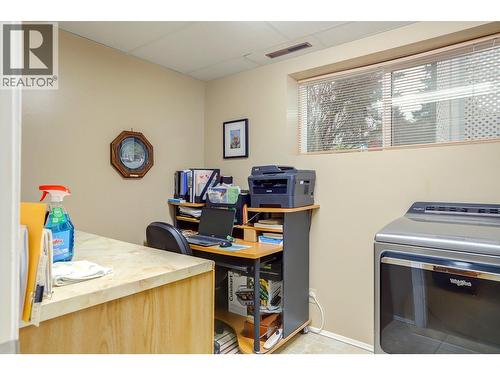 1107 29 Avenue, Vernon, BC - Indoor