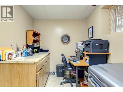 1107 29 Avenue, Vernon, BC - Indoor