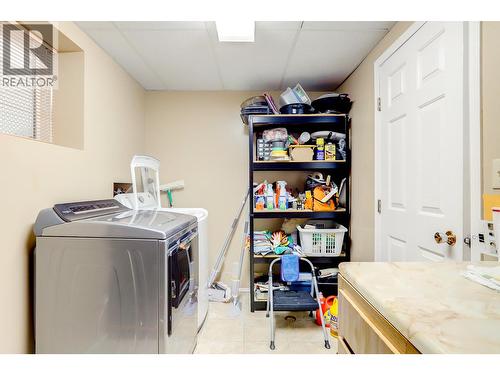 1107 29 Avenue, Vernon, BC - Indoor Photo Showing Laundry Room