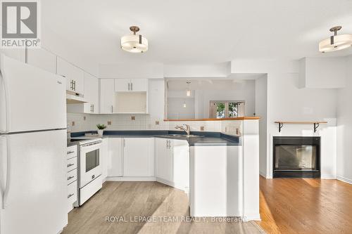 1431 Lynx Crescent, Ottawa, ON - Indoor Photo Showing Kitchen