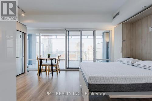 2106 - 18 Maitland Terrace, Toronto, ON - Indoor Photo Showing Bedroom