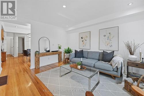 1348 Augustine Drive, Burlington, ON - Indoor Photo Showing Living Room