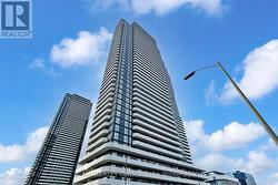 4902 - 8 INTERCHANGE WAY  Vaughan, ON L4K 5Z7