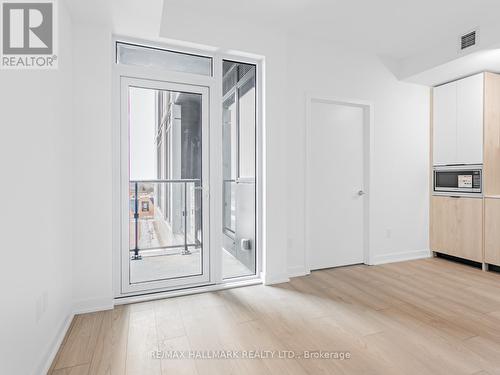 723 - 1007 The Queensway, Toronto, ON - Indoor Photo Showing Other Room
