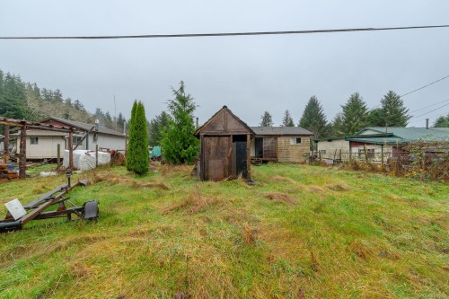 230 Clutus Rd, Bamfield, BC 