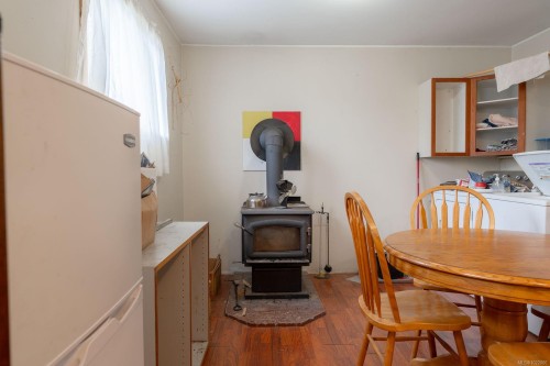 230 Clutus Rd, Bamfield, BC 
