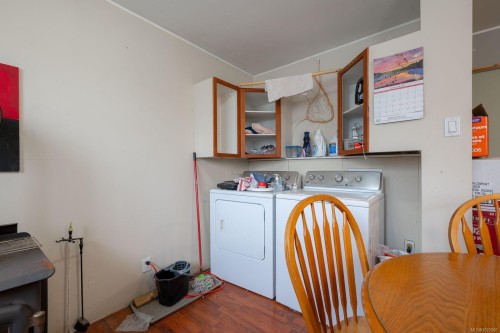 230 Clutus Rd, Bamfield, BC 