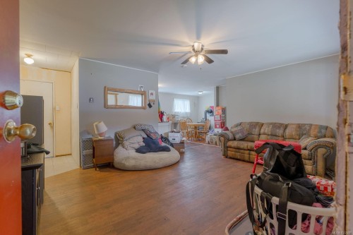 230 Clutus Rd, Bamfield, BC 