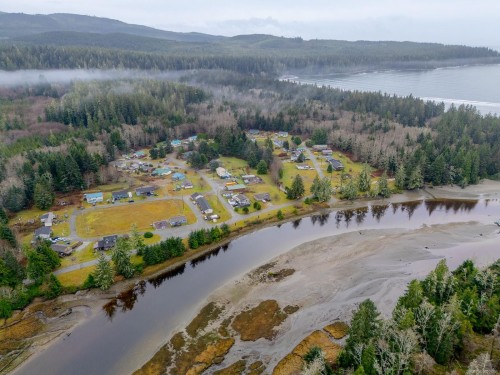 230 Clutus Rd, Bamfield, BC 