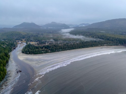 230 Clutus Rd, Bamfield, BC 