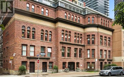 407 - 11 St Joseph Street, Toronto, ON - Outdoor With Facade
