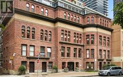 407 - 11 ST JOSEPH STREET  Toronto, ON M4Y 3G4