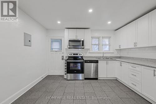 4 - 366 Mary Street N, Oshawa, ON - Indoor Photo Showing Kitchen With Double Sink