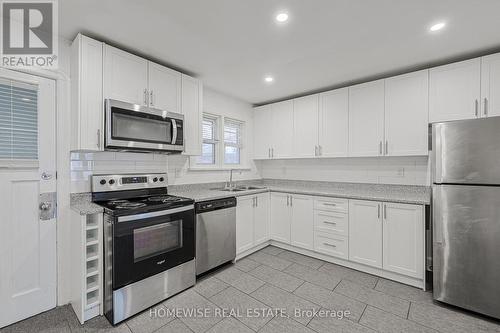 4 - 366 Mary Street N, Oshawa, ON - Indoor Photo Showing Kitchen
