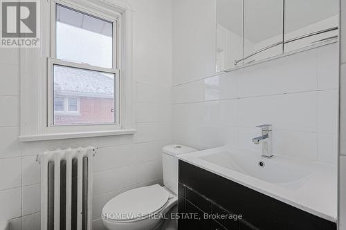 4 - 366 Mary Street N, Oshawa, ON - Indoor Photo Showing Bathroom