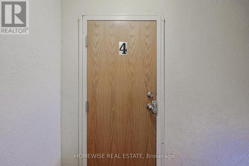 4 - 366 Mary Street N, Oshawa, ON - 