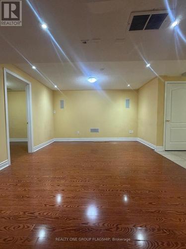 5283 Pedalina Drive, Mississauga, ON - Indoor