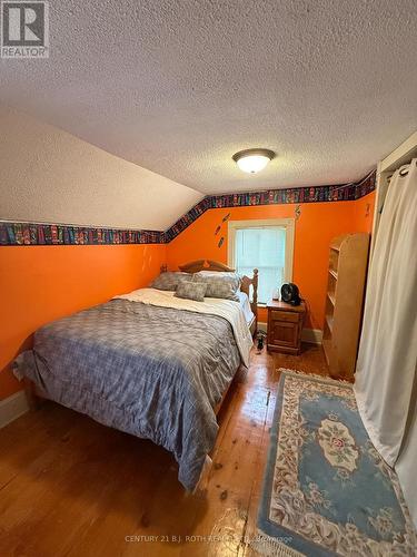 46 King Street N, Innisfil, ON - Indoor Photo Showing Bedroom