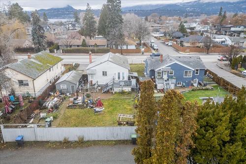 2405 Pandosy Street, Kelowna, BC - Outdoor With View