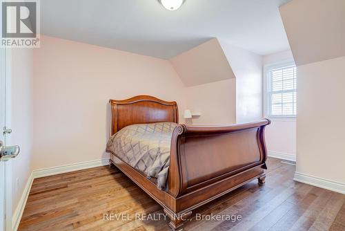 524 Fergo Avenue S, Mississauga, ON - Indoor Photo Showing Bedroom
