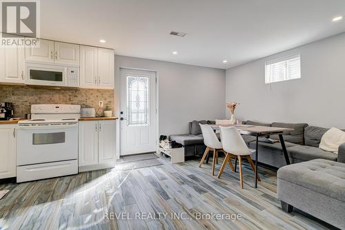 524 Fergo Avenue S, Mississauga, ON - Indoor Photo Showing Other Room