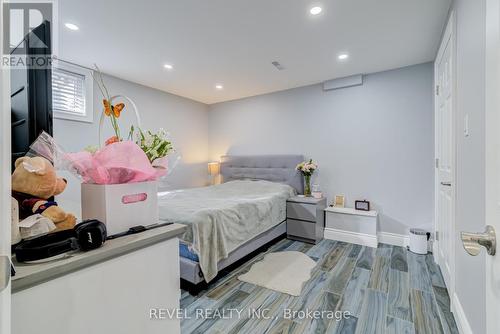 524 Fergo Avenue S, Mississauga, ON - Indoor Photo Showing Bedroom