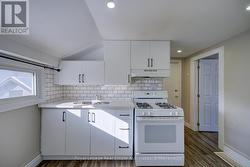 3 - 24 DUKE STREET  Brantford, ON N3T 3T4