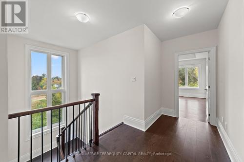 23 Kingwood Lane, Aurora, ON - Indoor Photo Showing Other Room
