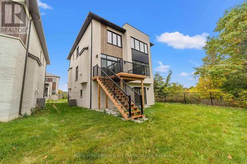 23 Kingwood Lane, Aurora, ON - Outdoor