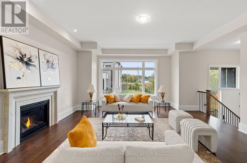 23 Kingwood Lane, Aurora, ON - Indoor Photo Showing Living Room With Fireplace