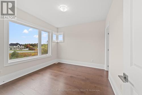 23 Kingwood Lane, Aurora, ON - Indoor Photo Showing Other Room