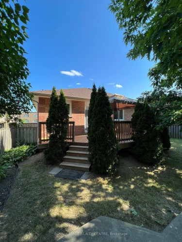 Main-106 Marsellus Drive, Barrie, ON - Outdoor