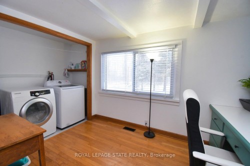 3222 Peach Avenue, Fort Erie, ON - Indoor Photo Showing Laundry Room
