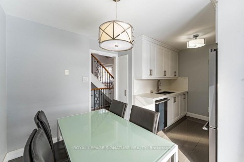 25 Hun Crescent, Toronto, ON - Indoor