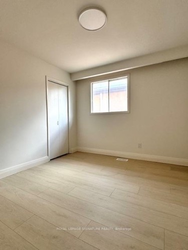 Upper-115 Torrens Avenue, Toronto, ON - Indoor Photo Showing Other Room