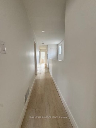 Upper-115 Torrens Avenue, Toronto, ON - Indoor Photo Showing Other Room