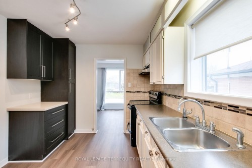 93 Searle Avenue, Toronto, ON - Indoor Photo Showing Kitchen With Double Sink