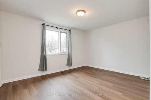 93 Searle Avenue, Toronto, ON - Indoor Photo Showing Other Room
