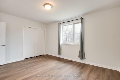93 Searle Avenue, Toronto, ON - Indoor Photo Showing Other Room
