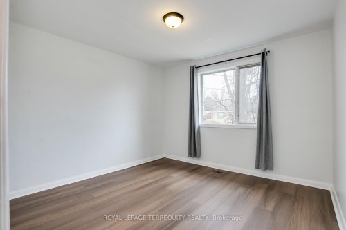 93 Searle Avenue, Toronto, ON - Indoor Photo Showing Other Room