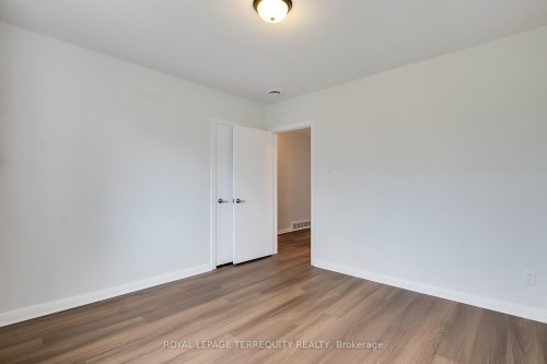 93 Searle Avenue, Toronto, ON - Indoor Photo Showing Other Room