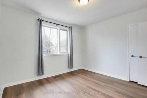 93 Searle Avenue, Toronto, ON - Indoor Photo Showing Other Room