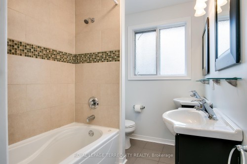 93 Searle Avenue, Toronto, ON - Indoor Photo Showing Bathroom