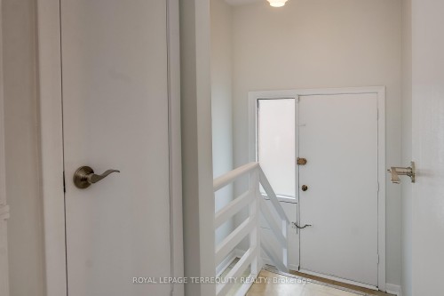 93 Searle Avenue, Toronto, ON - Indoor Photo Showing Other Room
