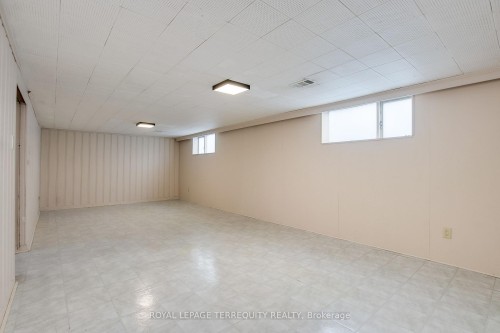 93 Searle Avenue, Toronto, ON - Indoor Photo Showing Basement