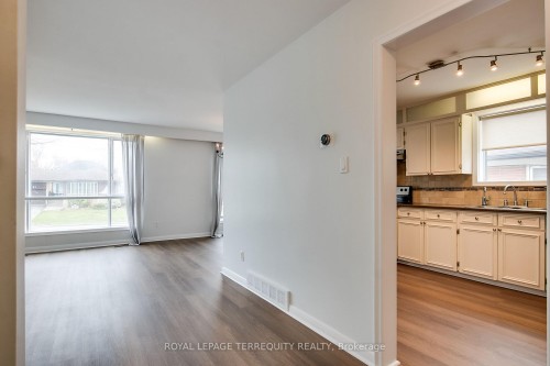 93 Searle Avenue, Toronto, ON - Indoor