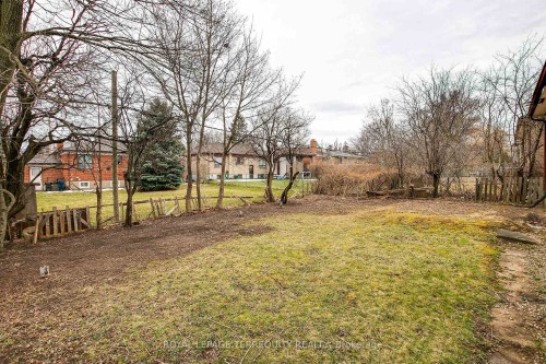 93 Searle Avenue, Toronto, ON - Outdoor