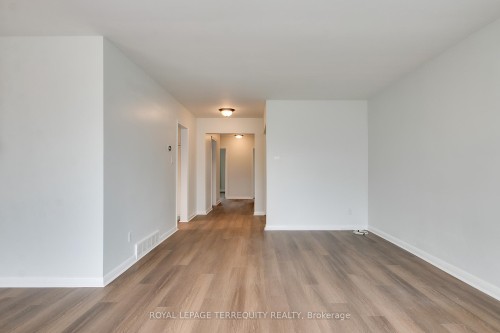 93 Searle Avenue, Toronto, ON - Indoor Photo Showing Other Room
