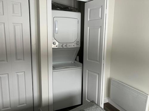 View - 2951 Rue Des Hydrangées, Shawinigan, QC - Indoor Photo Showing Laundry Room