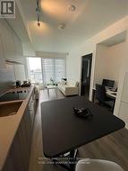 1607 - 898 PORTAGE PARKWAY  Vaughan, ON L4K 0J6